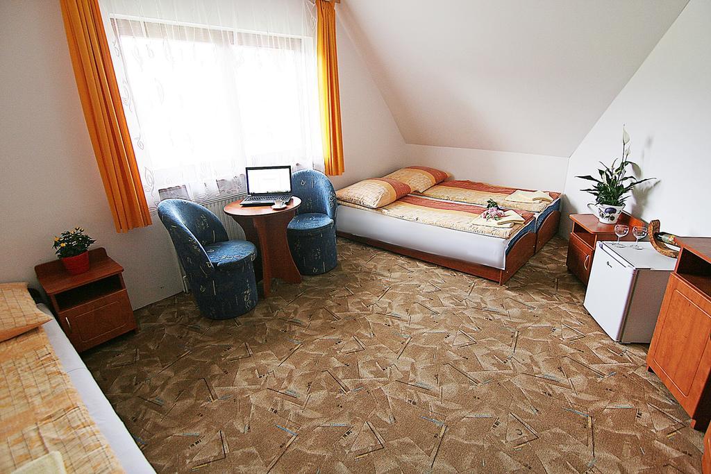 Willa Slavita Wygodne Pokoje Z Lazienkami, Tv, Wifi, Duzy Parking Ul Pardalowka Zakopane Room photo