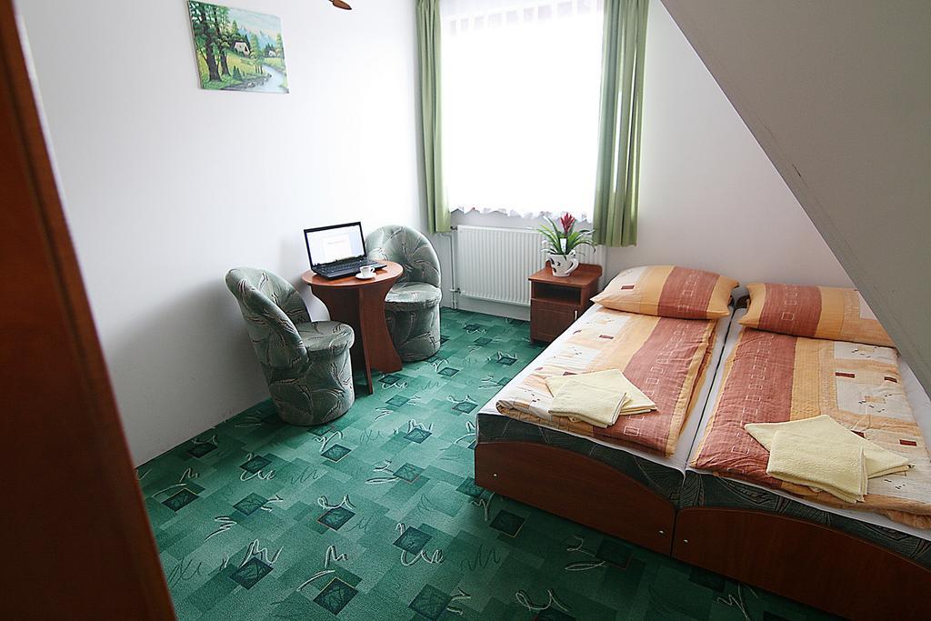 Willa Slavita Wygodne Pokoje Z Lazienkami, Tv, Wifi, Duzy Parking Ul Pardalowka Zakopane Room photo